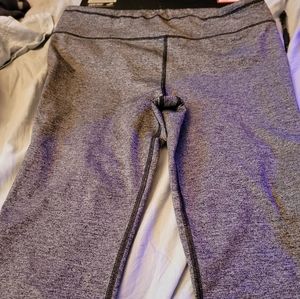 VSX Sport crop exercise pants size L